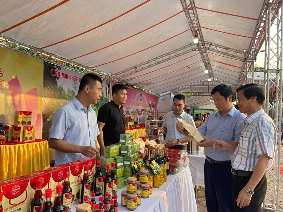 Hội chợ Vi Thanh
